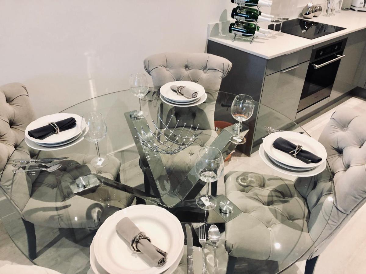 בדפורד Snapos Luxury Serviced Apartment - Meridian House מראה חיצוני תמונה