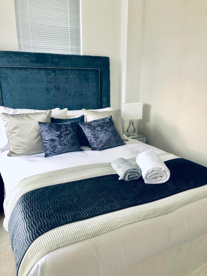 בדפורד Snapos Luxury Serviced Apartment - Meridian House מראה חיצוני תמונה