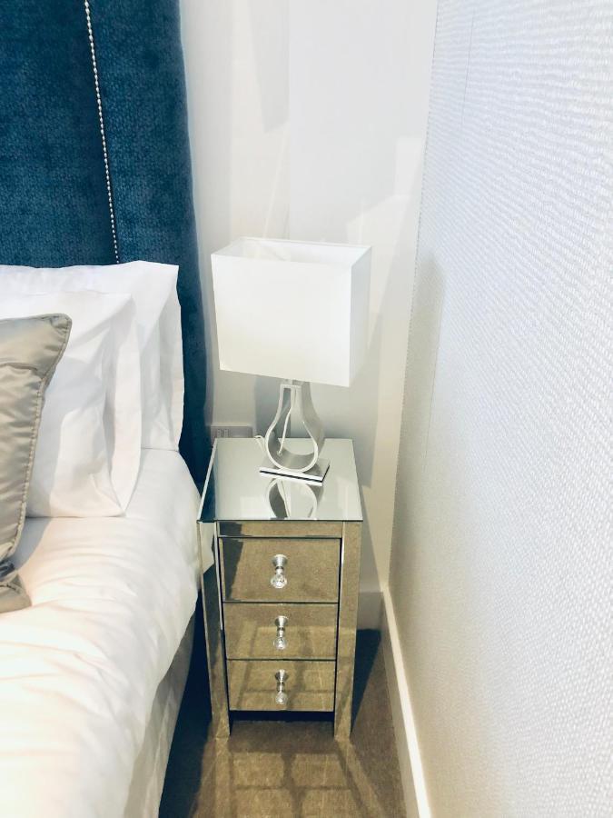 בדפורד Snapos Luxury Serviced Apartment - Meridian House מראה חיצוני תמונה