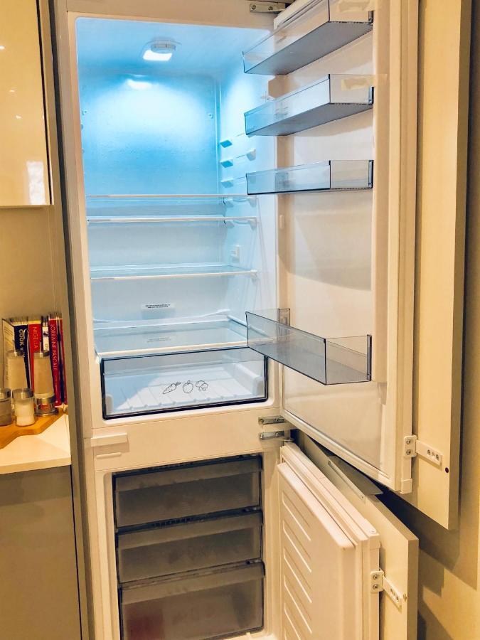בדפורד Snapos Luxury Serviced Apartment - Meridian House מראה חיצוני תמונה