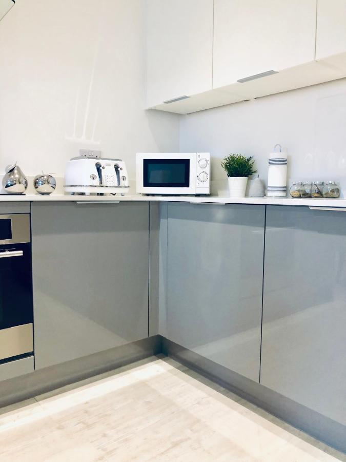 בדפורד Snapos Luxury Serviced Apartment - Meridian House מראה חיצוני תמונה